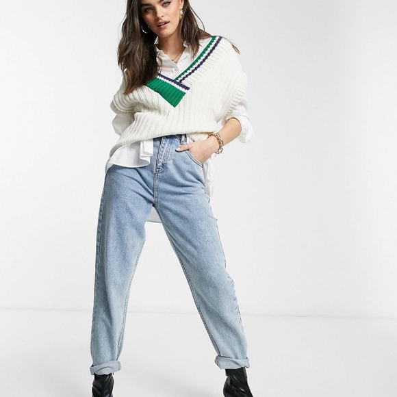 SOLD Asos Design Knit Vest with Stripe Detail - Picture 4 of 7